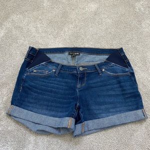 Indigo Blue Maternity denim shorts size large